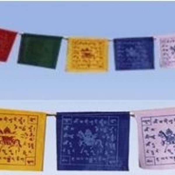 Reiki | Johan | Leeuwarden | reikipraktijk-kinyoubi.nl | Tibetaanse gebedsvlaggetjes  
